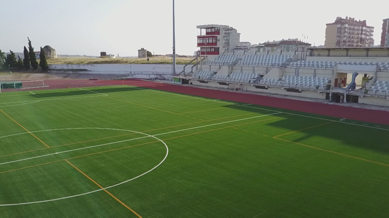 Amanhã Reabre Utilização Livre da Pista Atletismo Monte da Galega